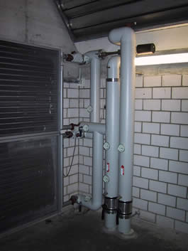 Strahlpumpe bei Lufterhitzeranschluss in der Luftkammer.